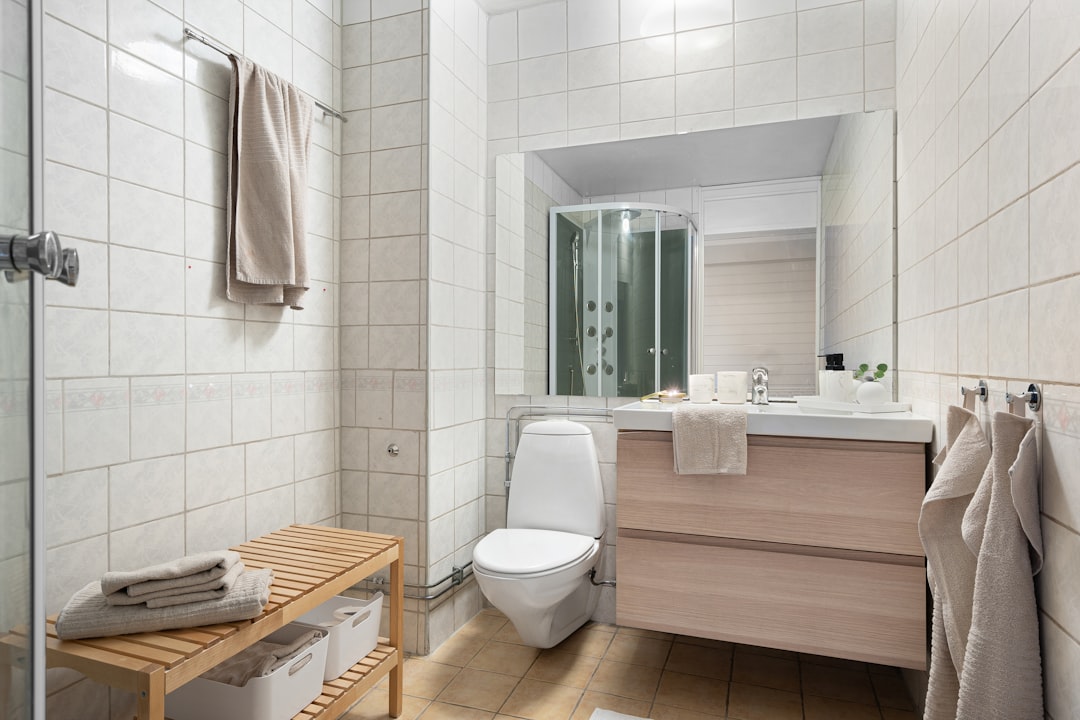 Cost to Install a Bathroom: CountBricks Residential Pros
