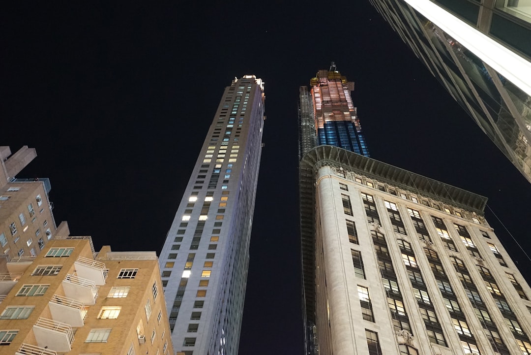 CountBricks Fireplace New York: Residential Construction