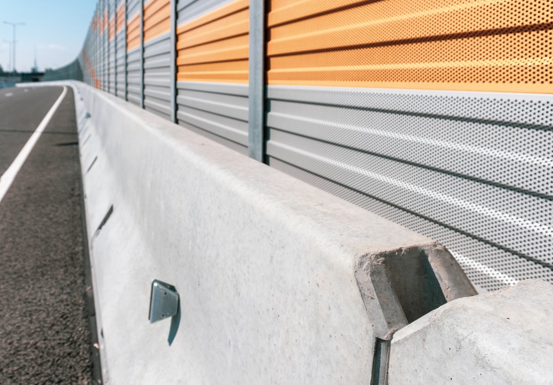 CountBricks cost to paint aluminum siding guide & pricing