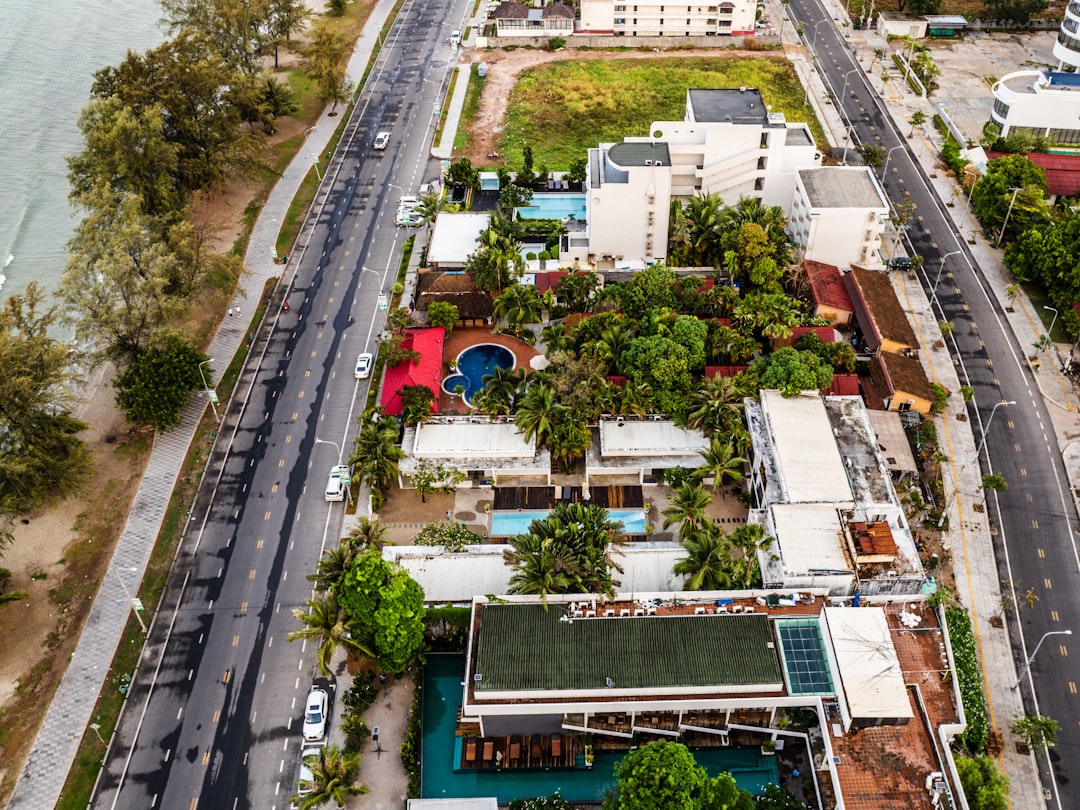 Roof Replacement Cost Miami | CountBricks Estimates
