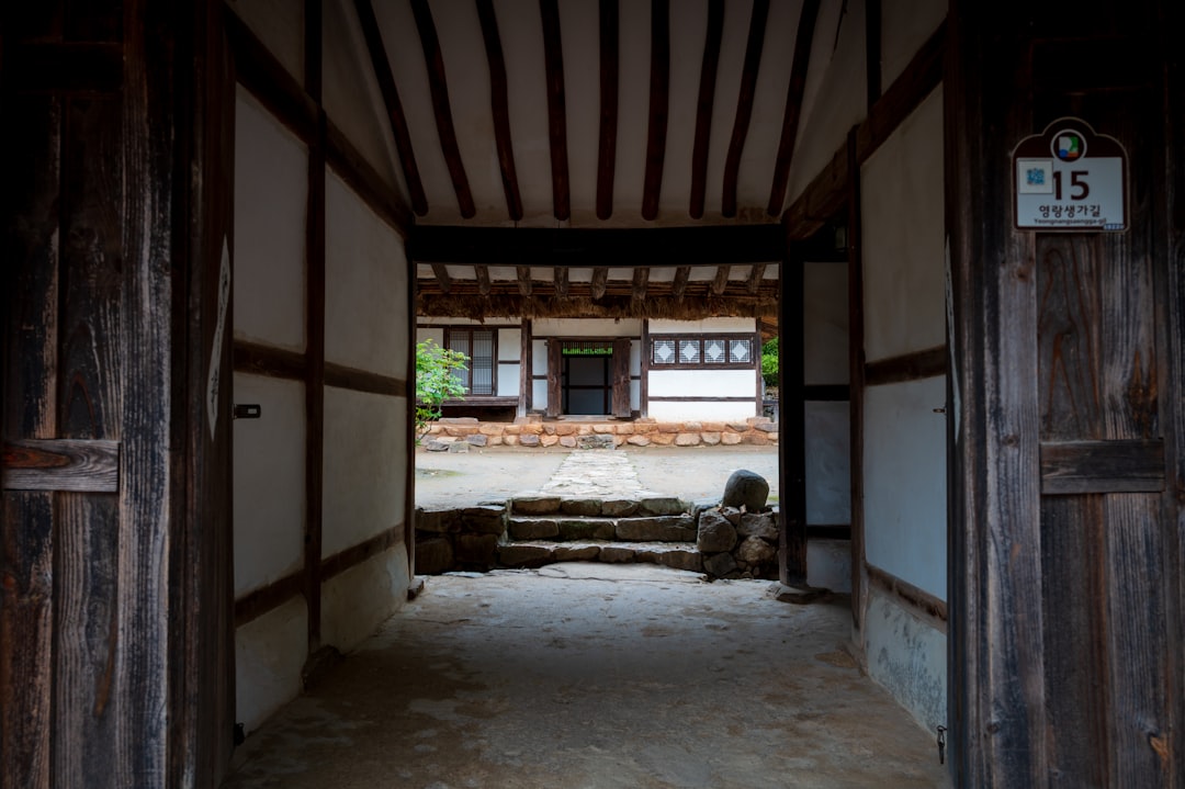 CountBricks Interior Door Installation Des Moines IA Experts