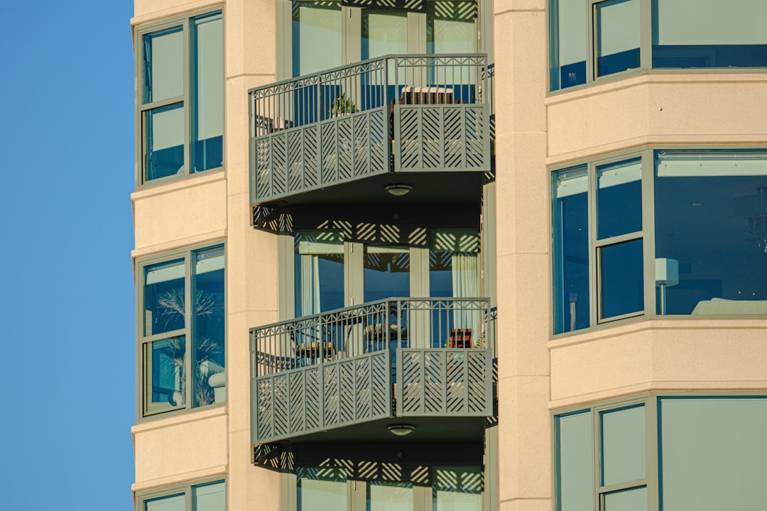 Vinyl Windows San Diego Labor Costs: CountBricks 2025 Guide