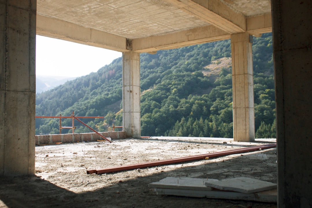 2025 Concrete Footings Costs: Comprehensive Labor Analysis