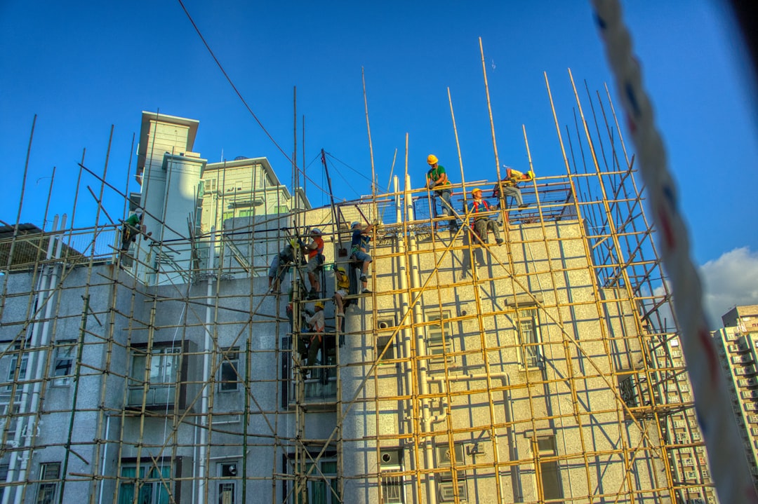 CountBricks: How Much Does It Cost to Power Wash a House?