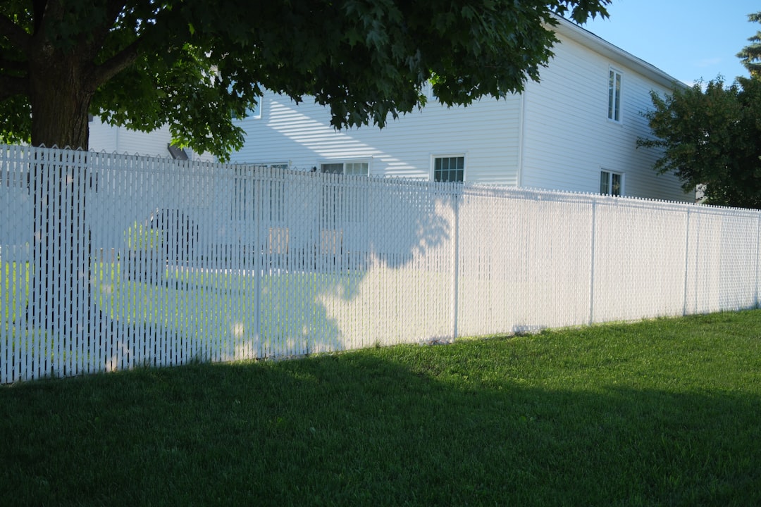 CountBricks Fence Installation Louisville KY & Residential