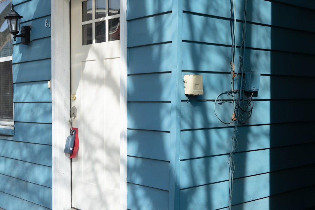 How Much Does It Cost to Paint Garage Door | CountBricks