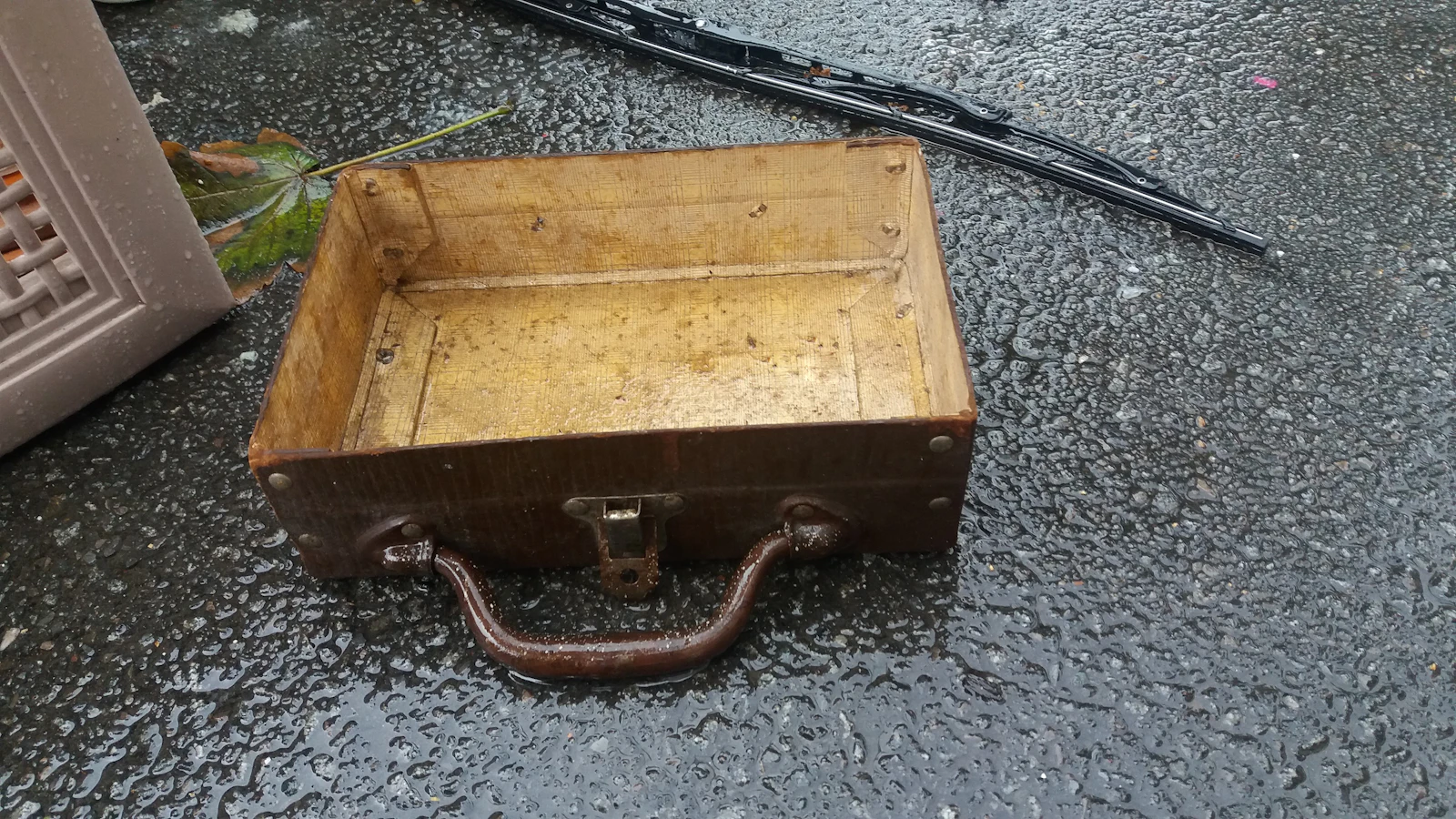 trench and box in construction work