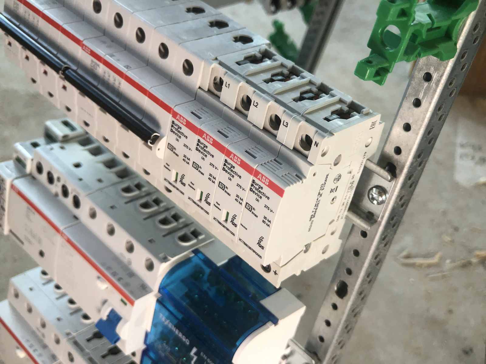 crack and injection in construction work