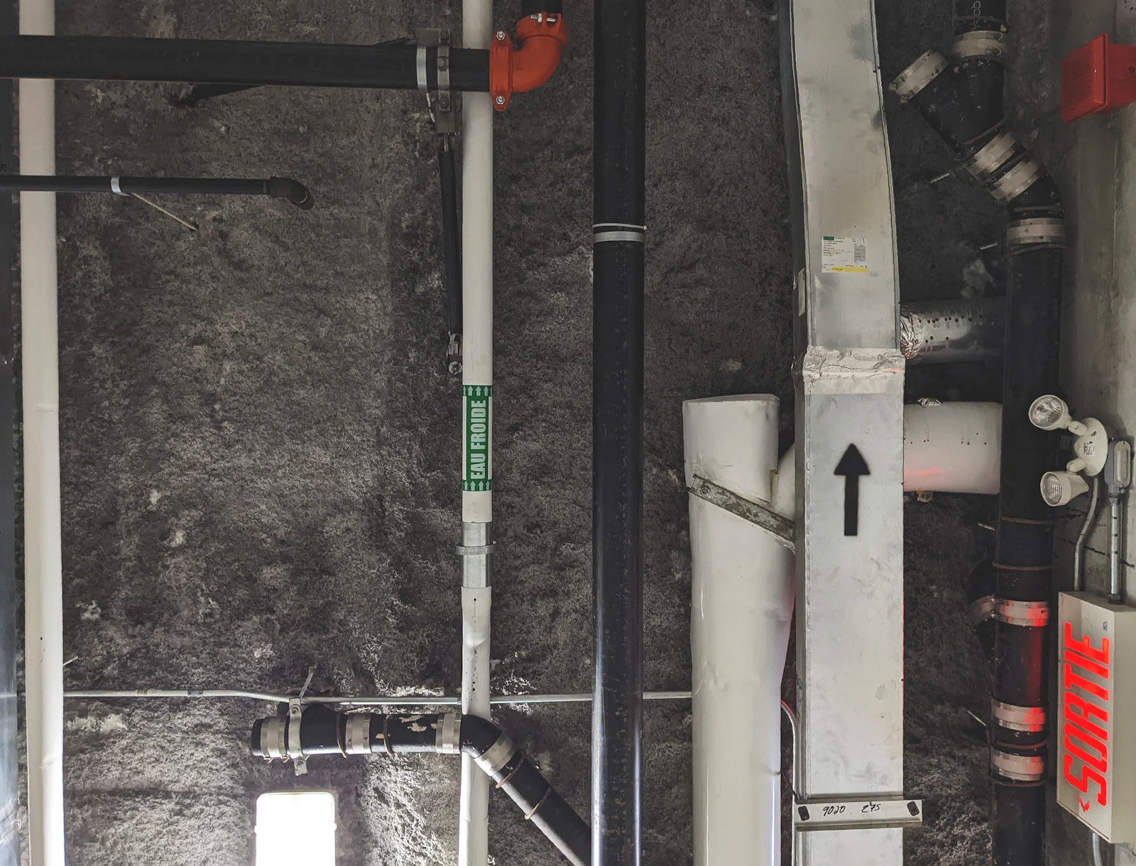 crack and injection in construction work