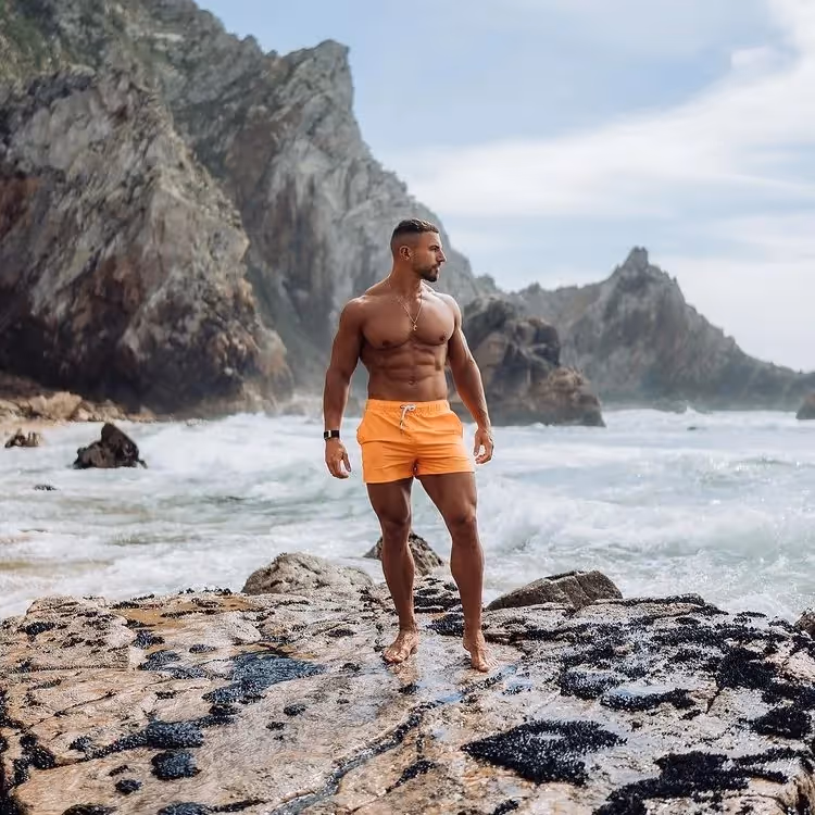 Mike Thurston - Beach, Instagram