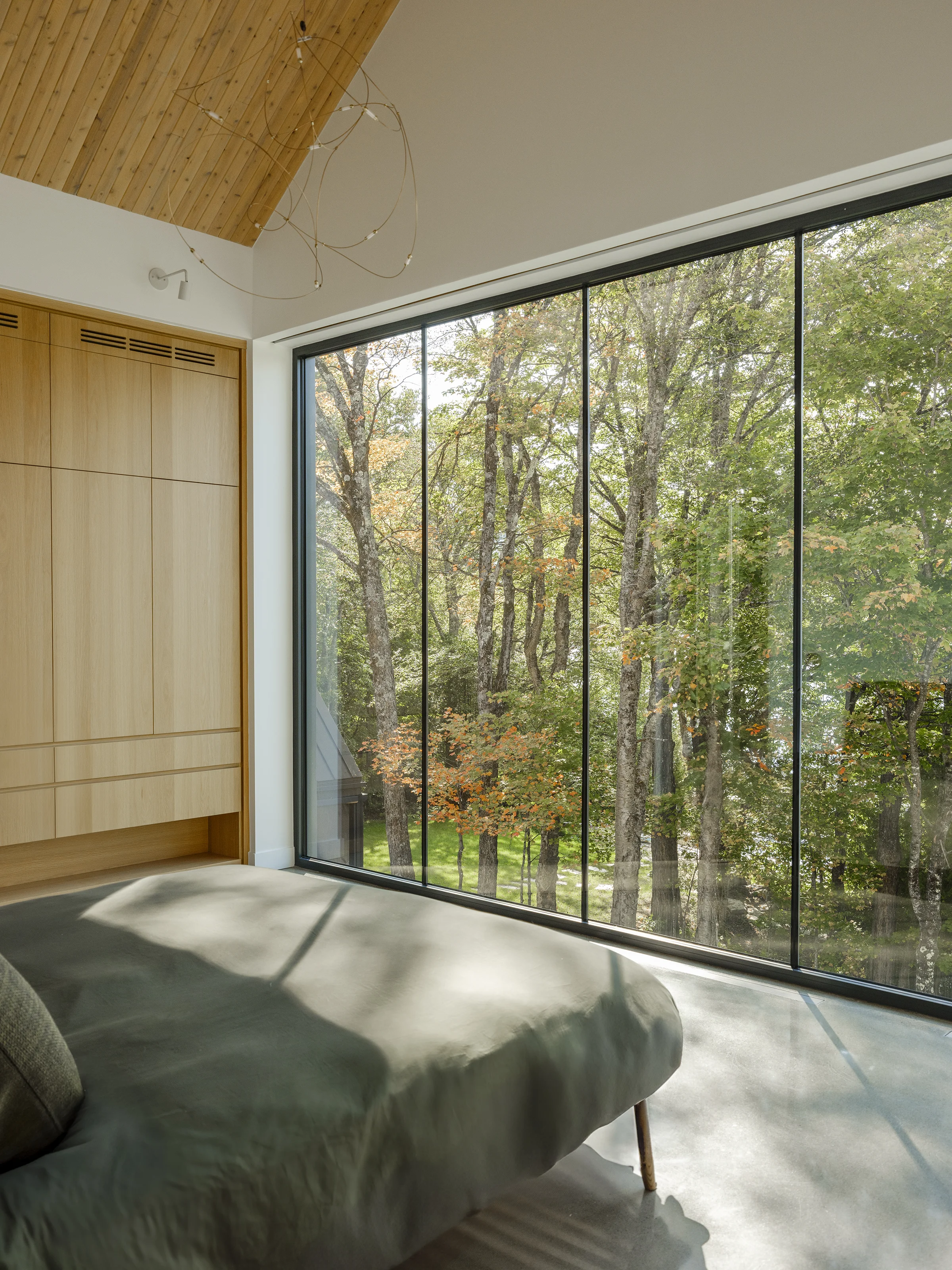 Résidence-architecture-design intérieur-style contemporain-bois-pierre-aluminium