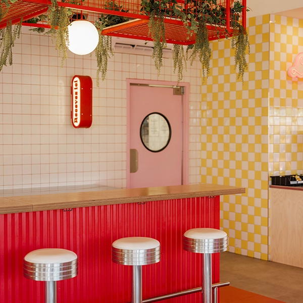 architecture-design intérieur-restaurant-rétro-casse-croûte-décor
