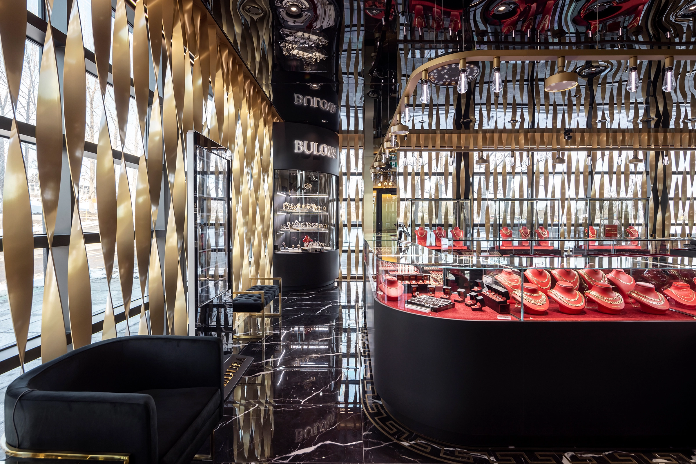 design-intérieur-boutique-bijoux-métal-or