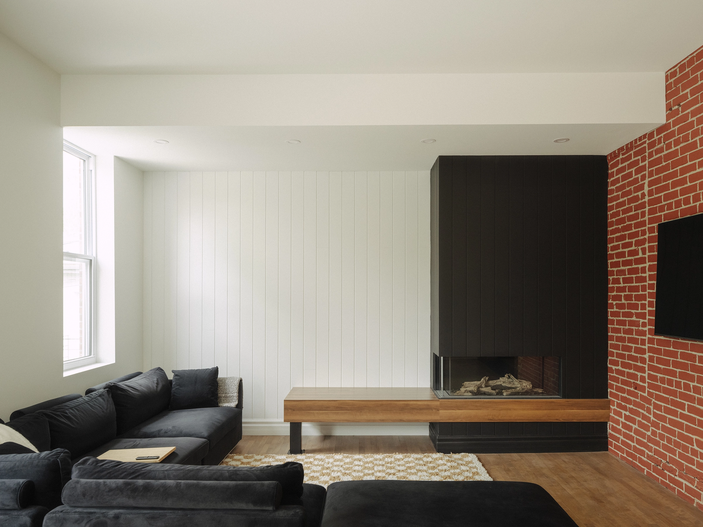 rénovation-patrimoine-résidence-bigénérationnel-brique-bois-desing-intérieur