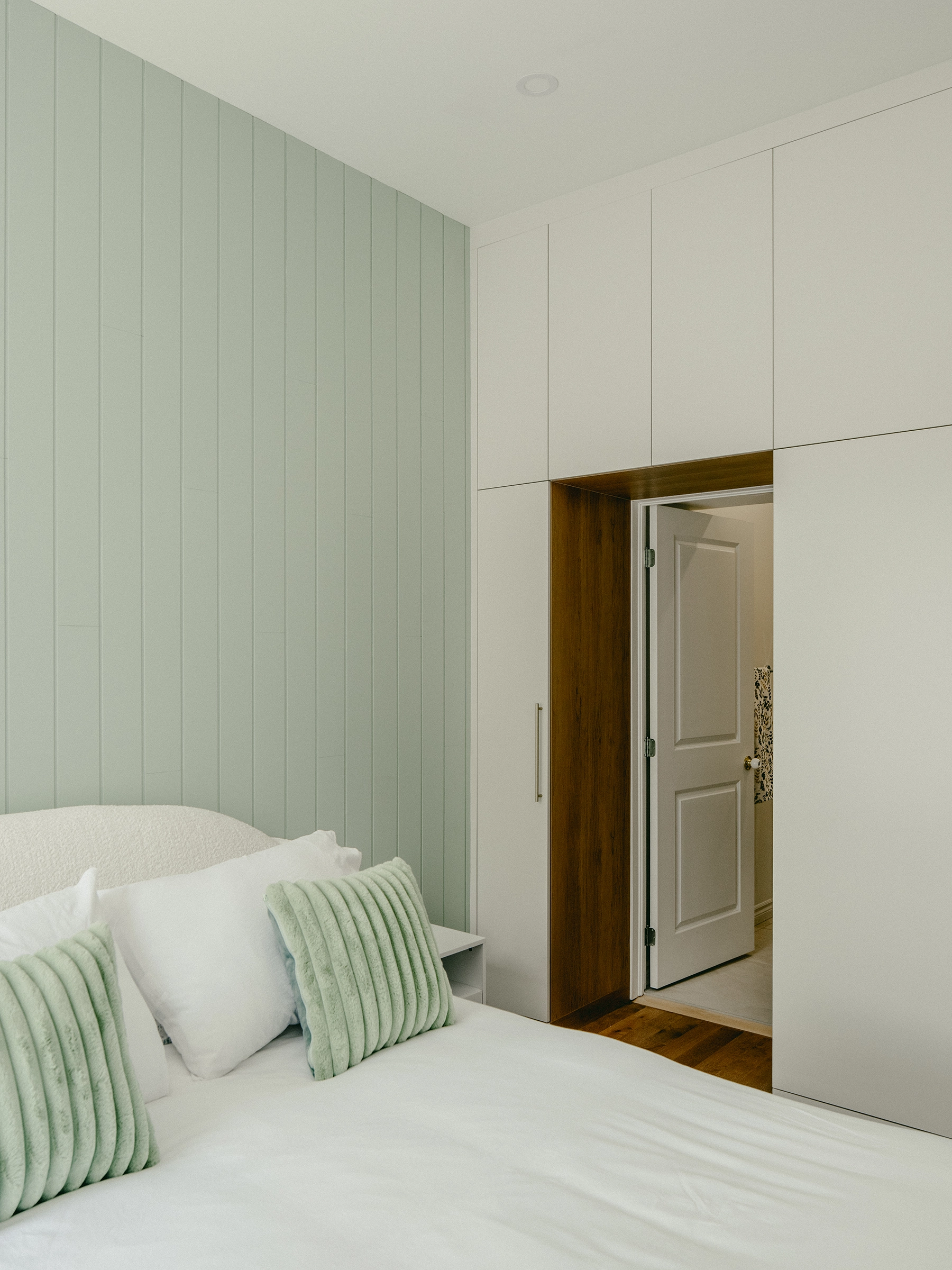 rénovation-patrimoine-résidence-bigénérationnel-brique-bois-desing-intérieur