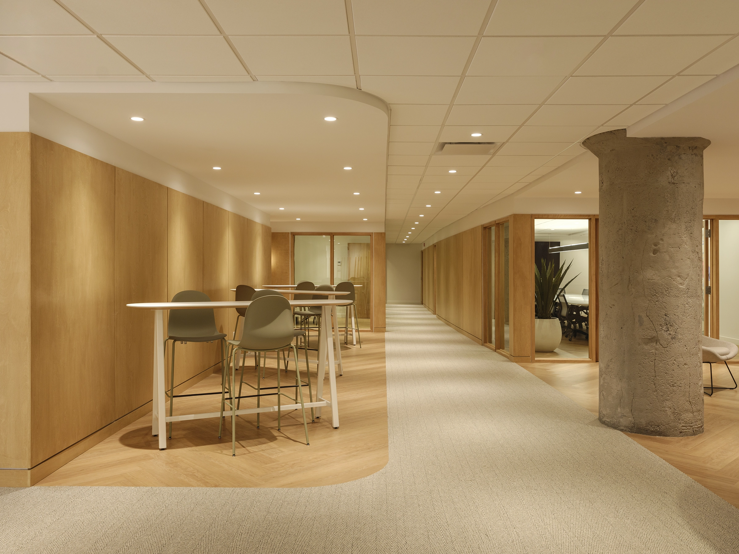 Rénovation-bureau-intérieur-bois