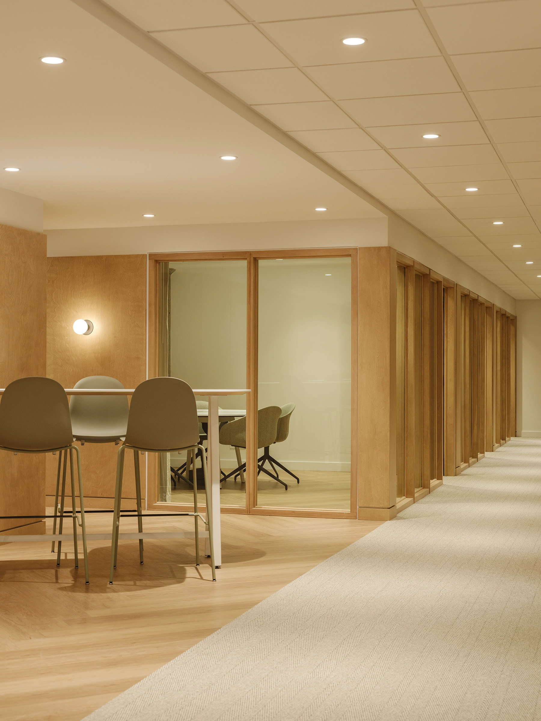 Rénovation-bureau-intérieur-bois