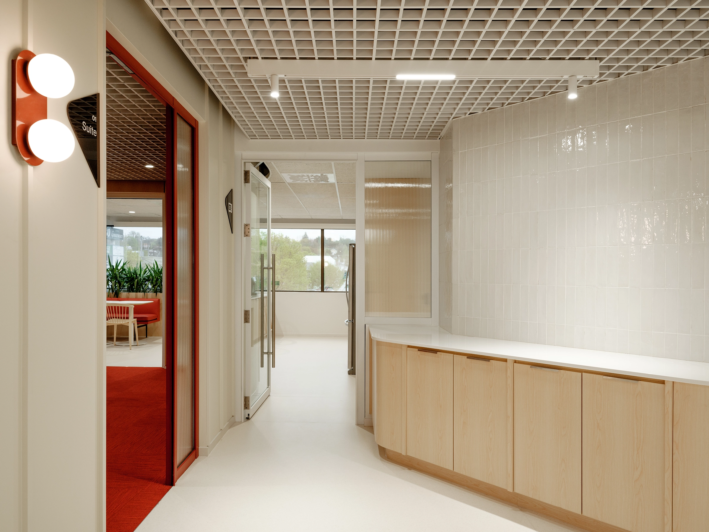 architecture-design-intérieur-bureau-rouge