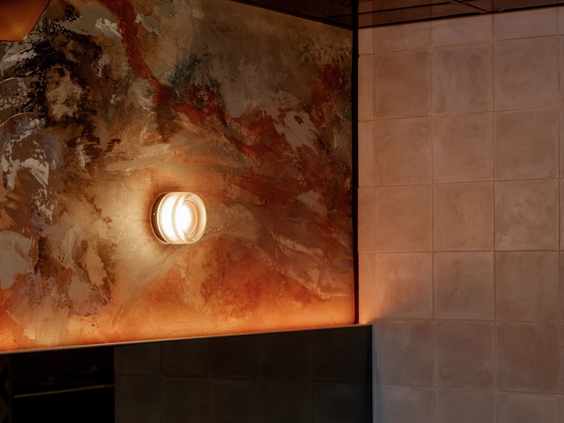design-intérieur-restaurant-lumière-mirroir