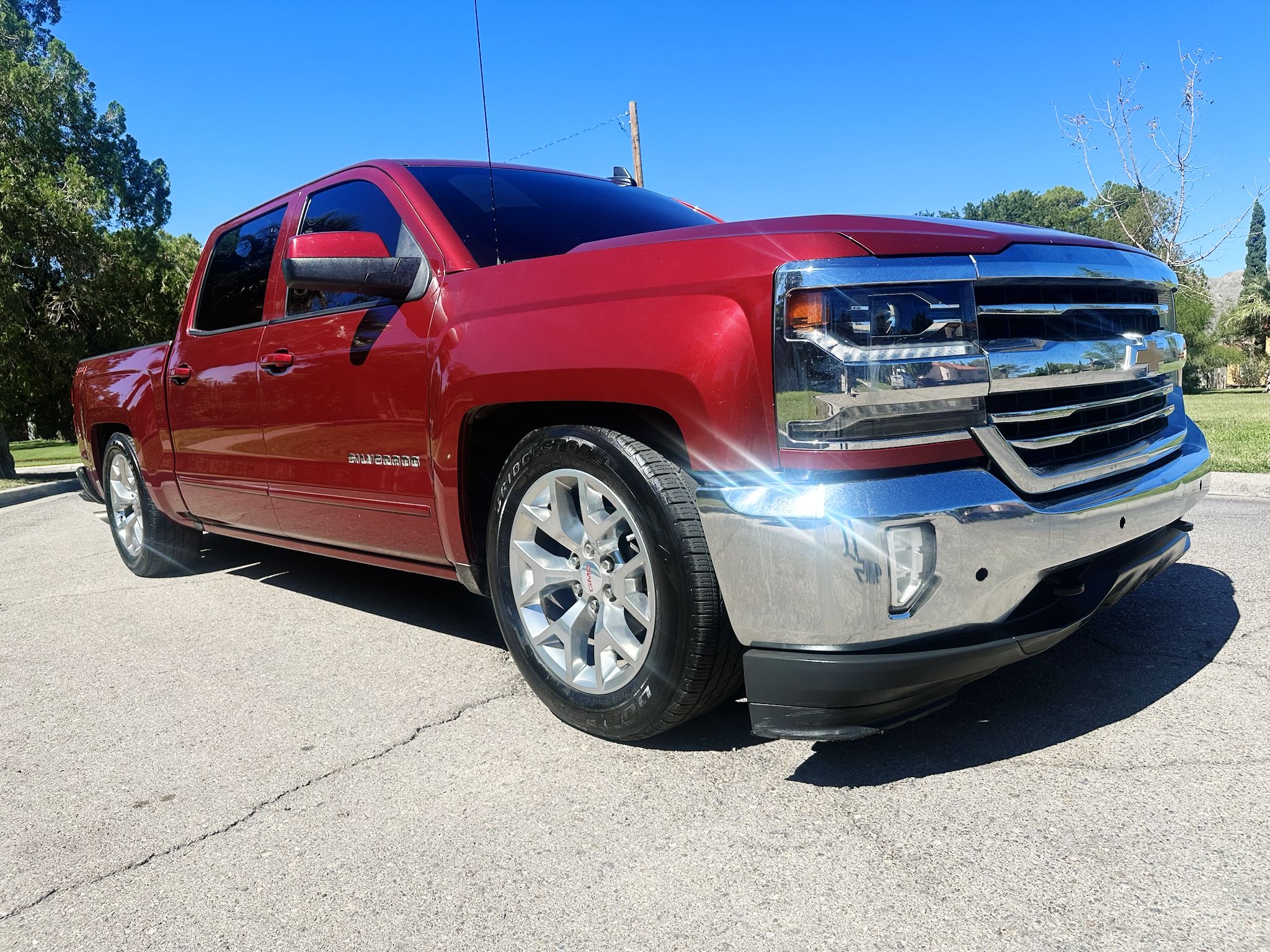 2018 Chevrolet Silverado 1500 Crew Cab LT Pickup 4D 5 3/4 ft