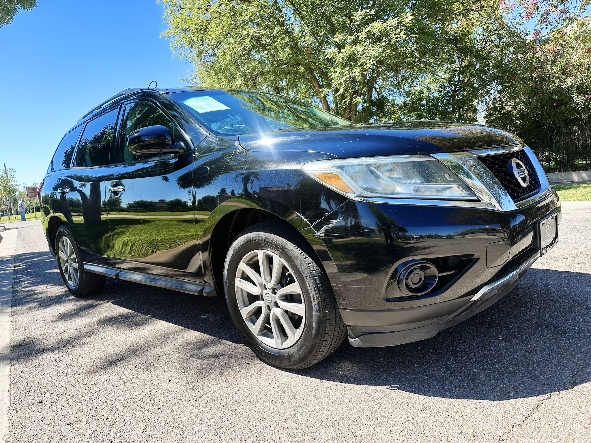 2014 Nissan Pathfinder SV Sport Utility 4D
