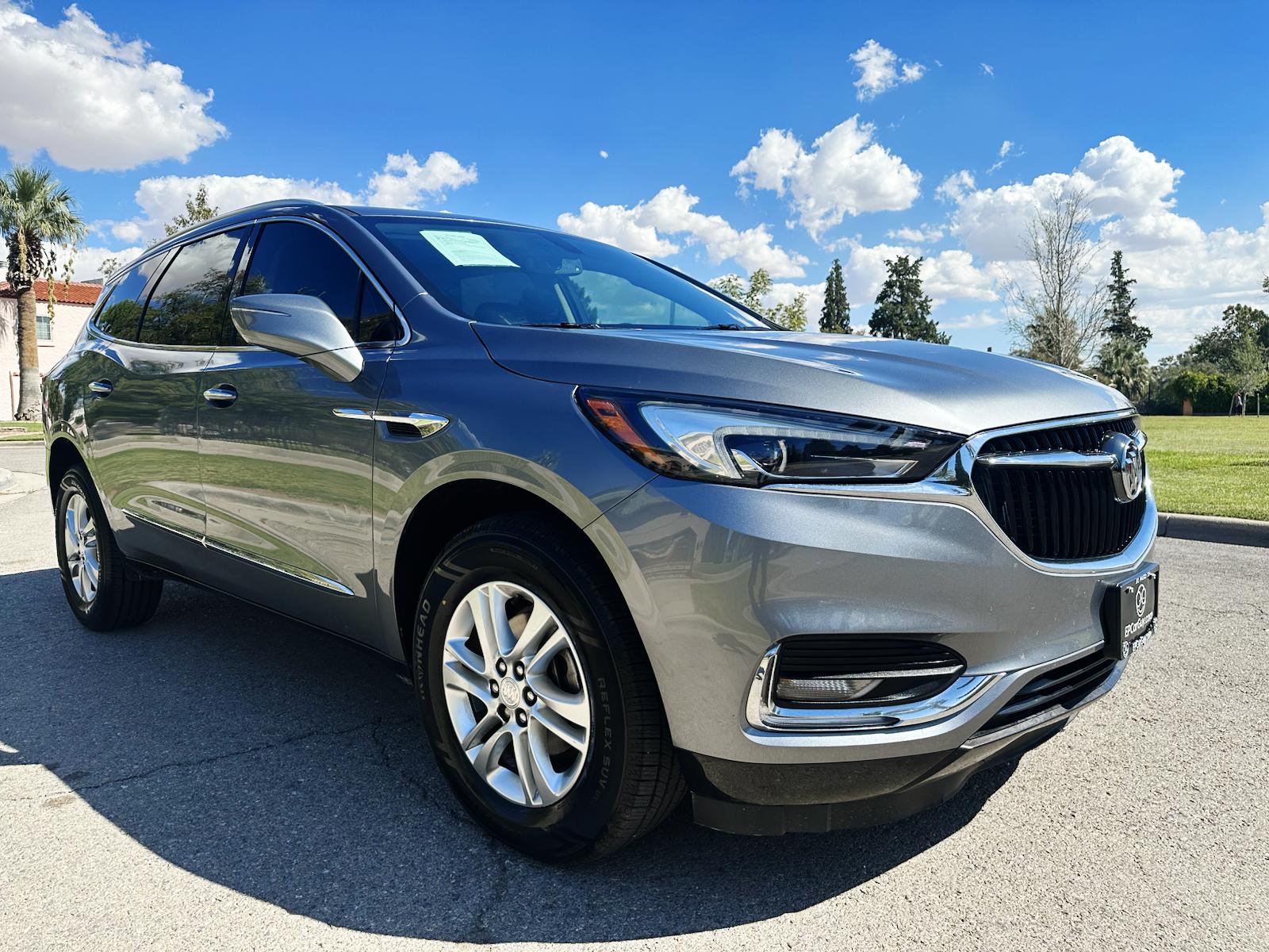 2019 Buick Enclave Essence Sport