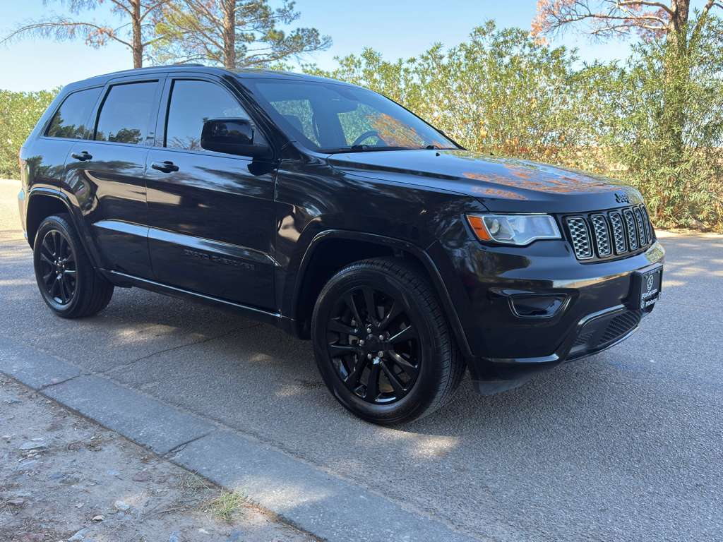 2020 Jeep Grand Cherokee Altitude 