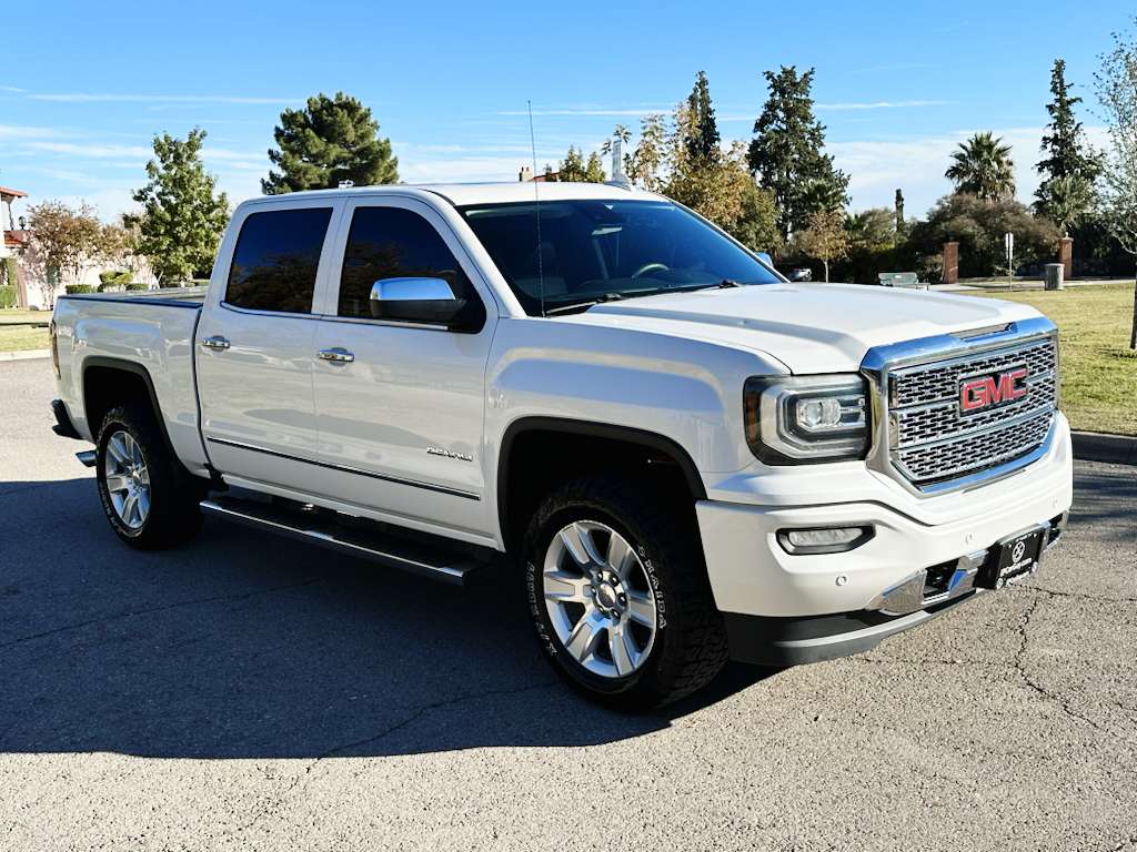 2017 GMC Sierra 1500 Crew Cab Denali 