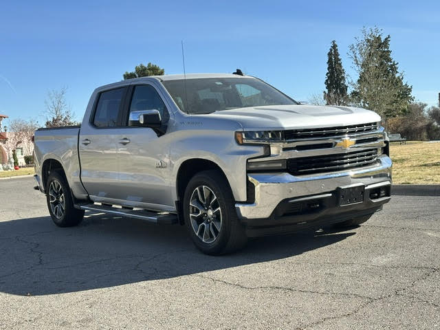 2020 Chevrolet Silverado 1500 Crew Cab LT Pickup 4D 5 3/4 ft