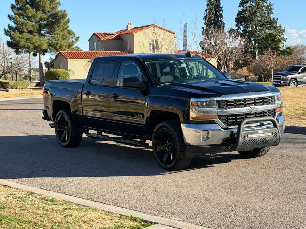 2016 Chevrolet Silverado 1500 Crew Cab LT Pickup 4D 5 3/4 ft
