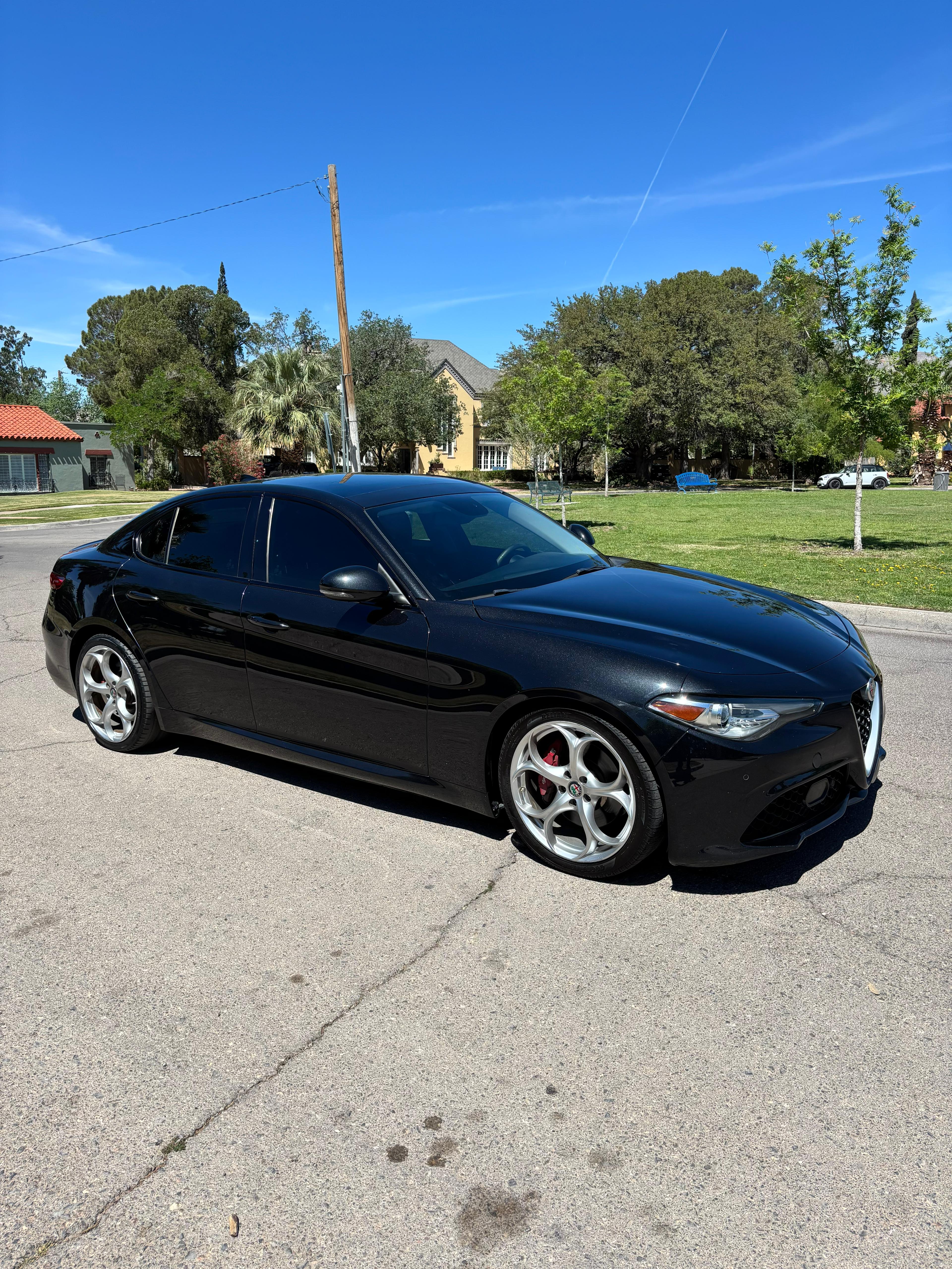 2018 Alfa Romeo Giulia Ti Sport Sedan 4D