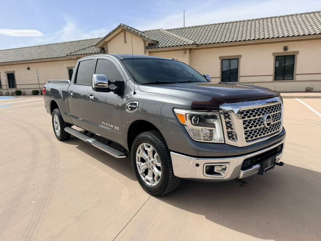 2016 Nissan TITAN XD Crew Cab SL Pickup 4D 6 1/2 ft