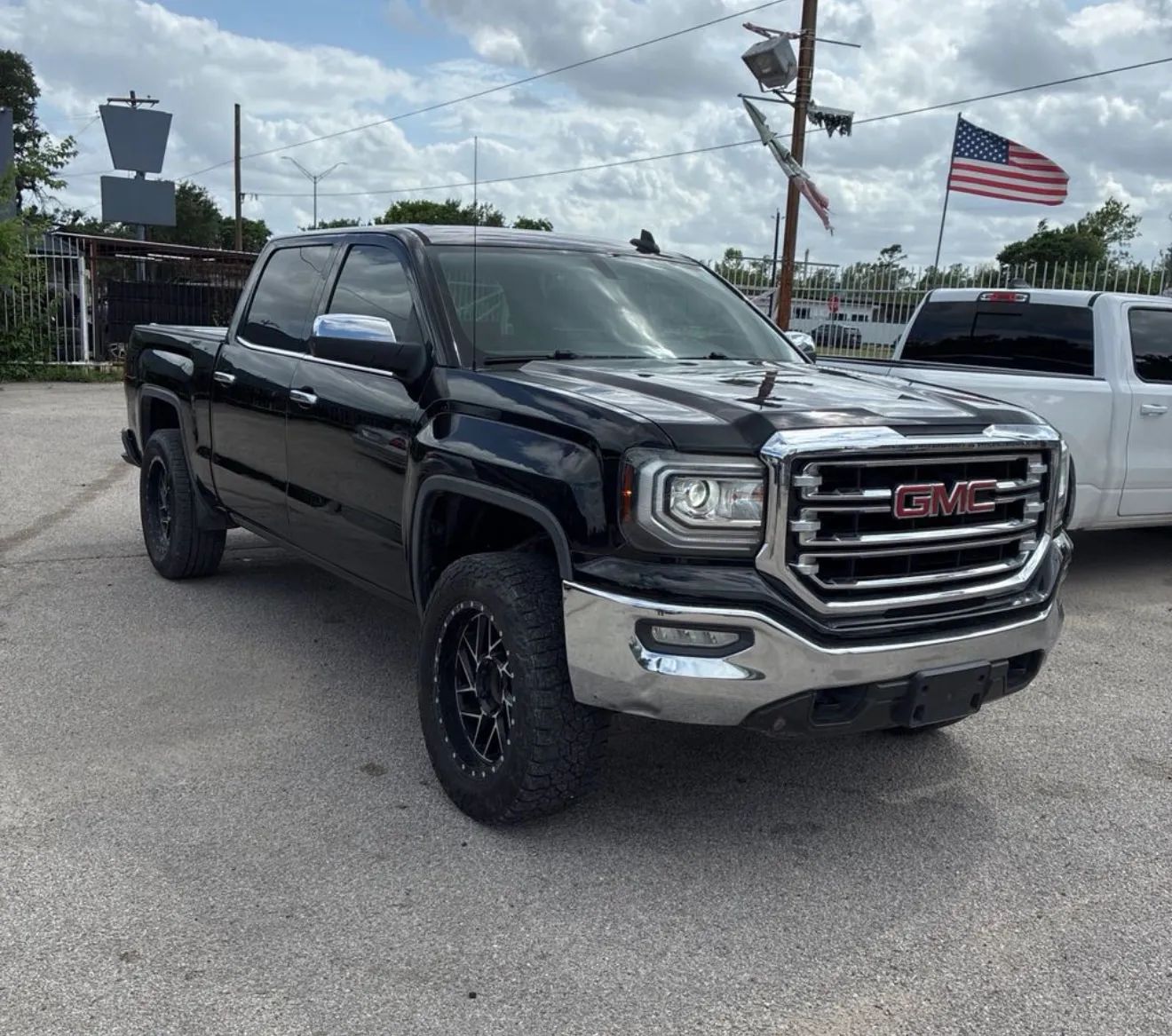2018 GMC Sierra 1500 Crew Cab SLT Pickup 4D 5 3/4 ft