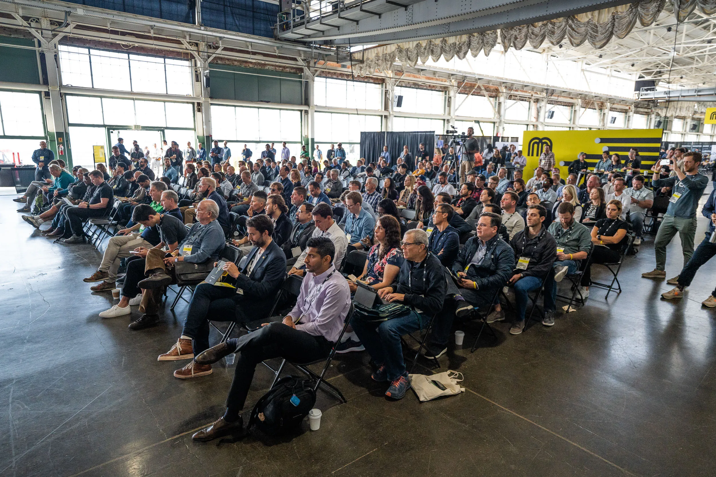 A full crowd during the Ride Review announcement at Micromobility America 2022