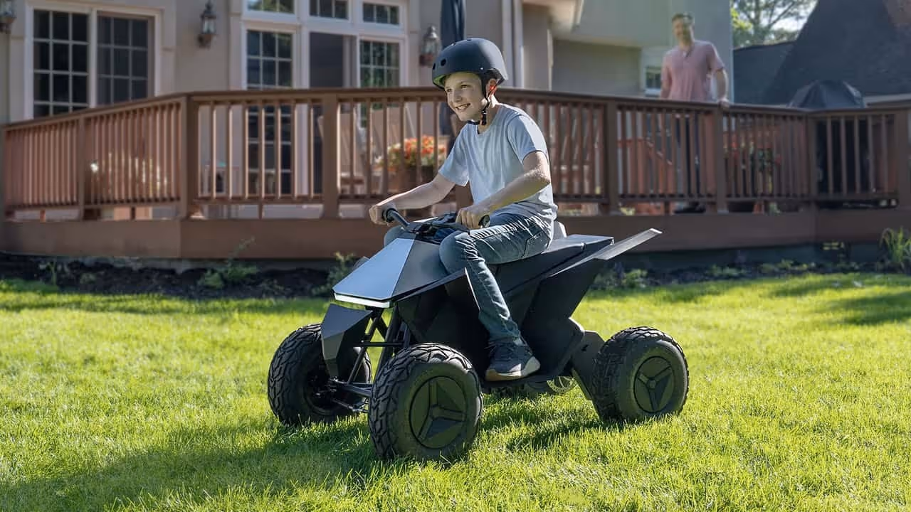 Tesla Cyberquad for Kids (European version)