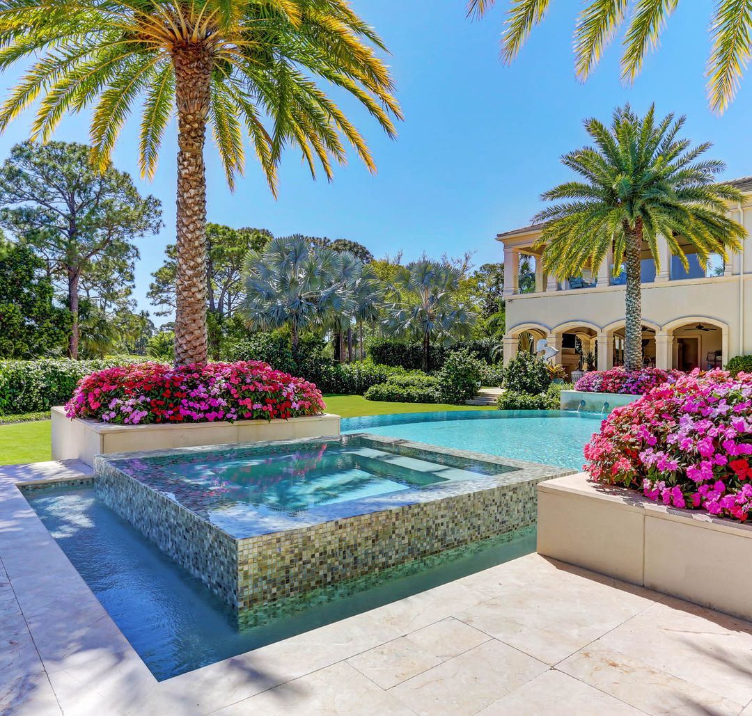 Can You Build a Pool on a Small Backyard?