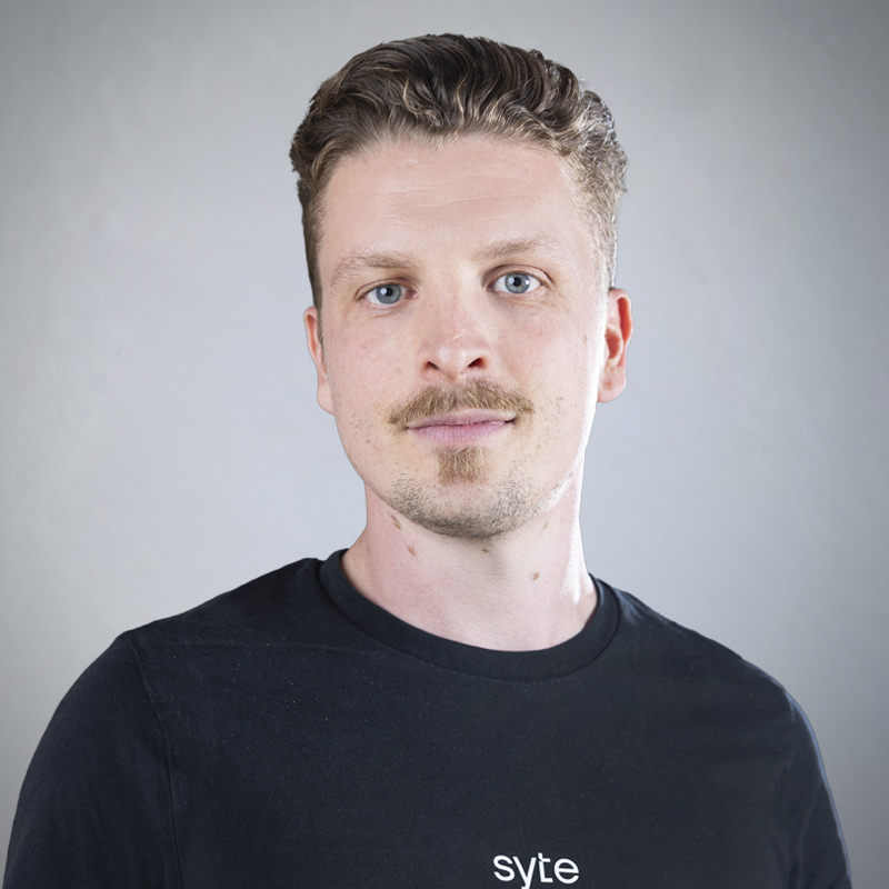 Dr. Jonas Luft