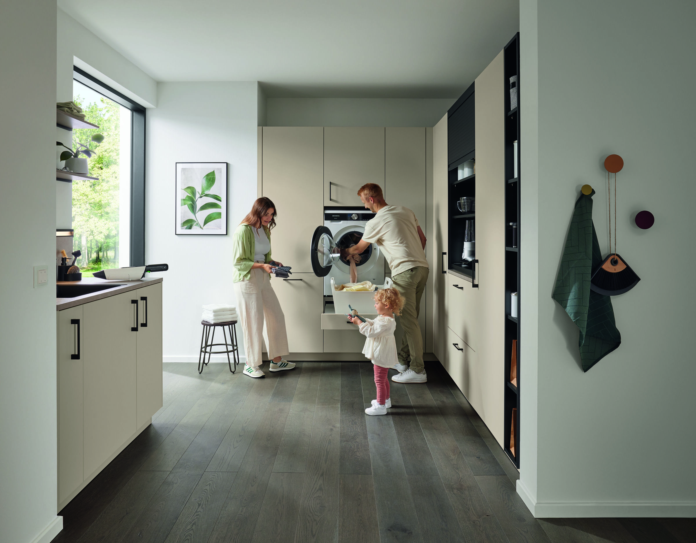 Ballerina Resopal Pro 35031 bijkeuken met ingebouwde wasmachine en roomkleurige matte kasten