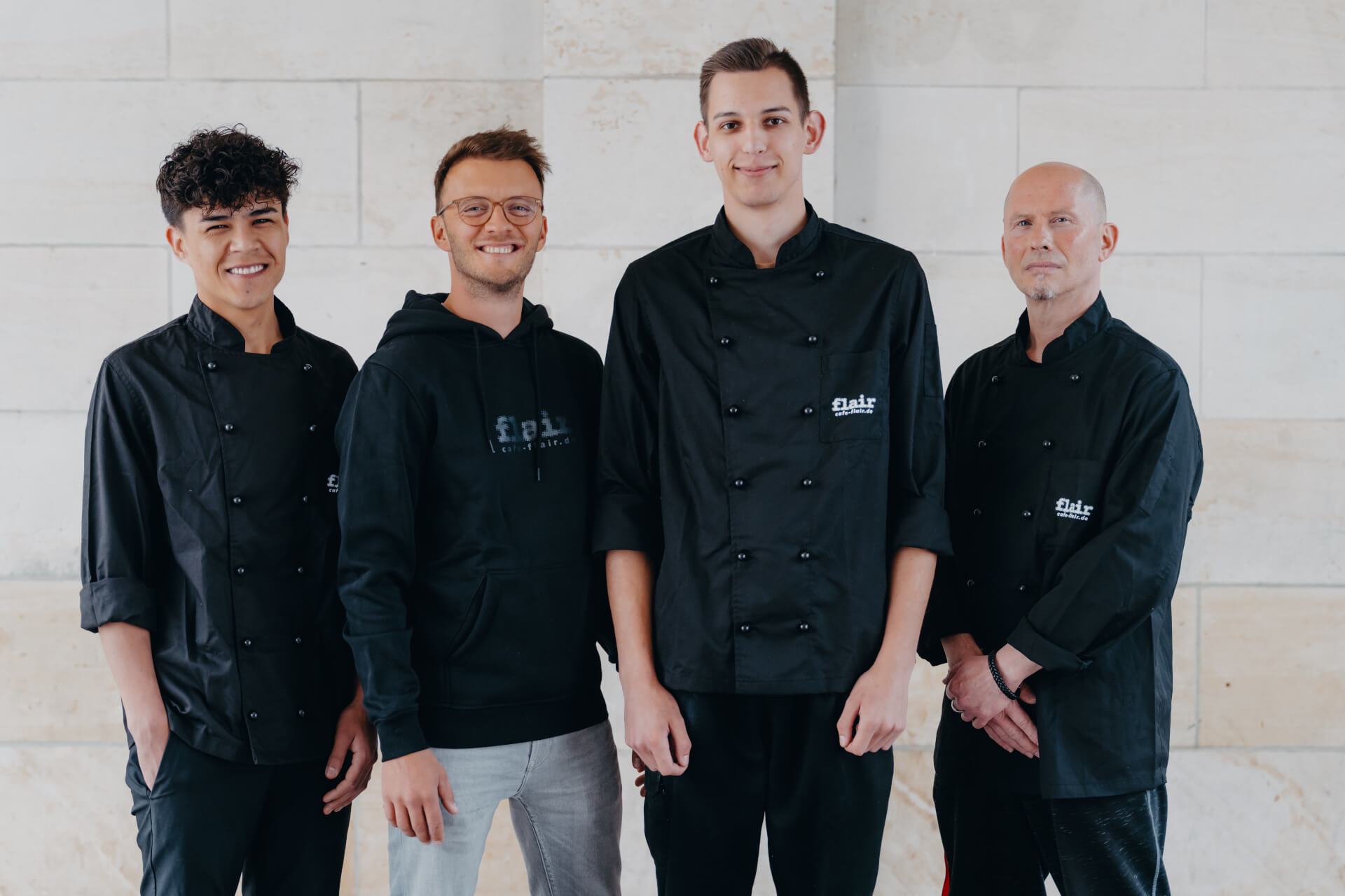4 von 30 Flair Team-Mitgliedern