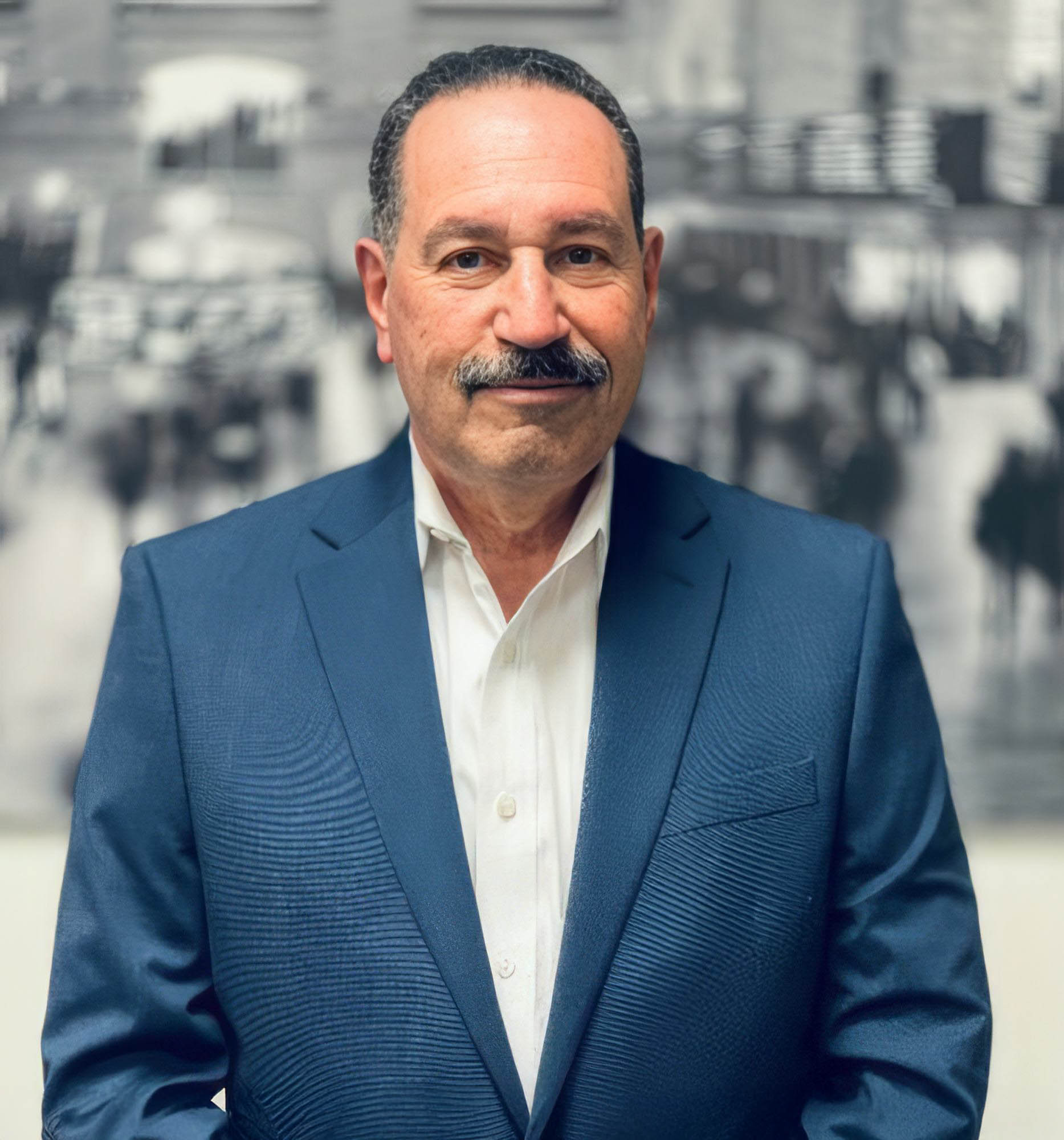 Holiday Inn New York City − Times Square Welcomes New General Manager