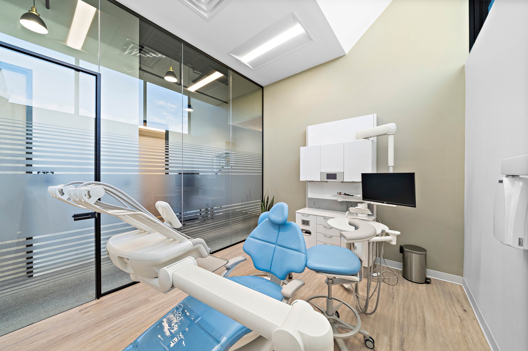 Consultation about dentures at Lush Dental Heights in Houston, TX