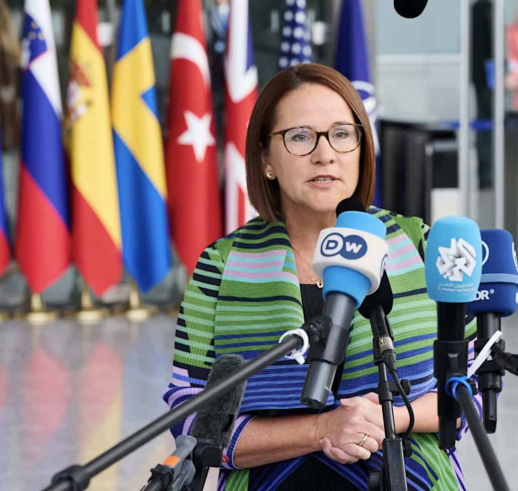 Luxembourg to invest $350 million in GovSat-2 satellite operated by JV with SES, plus $233 million as strategic capacity reserve