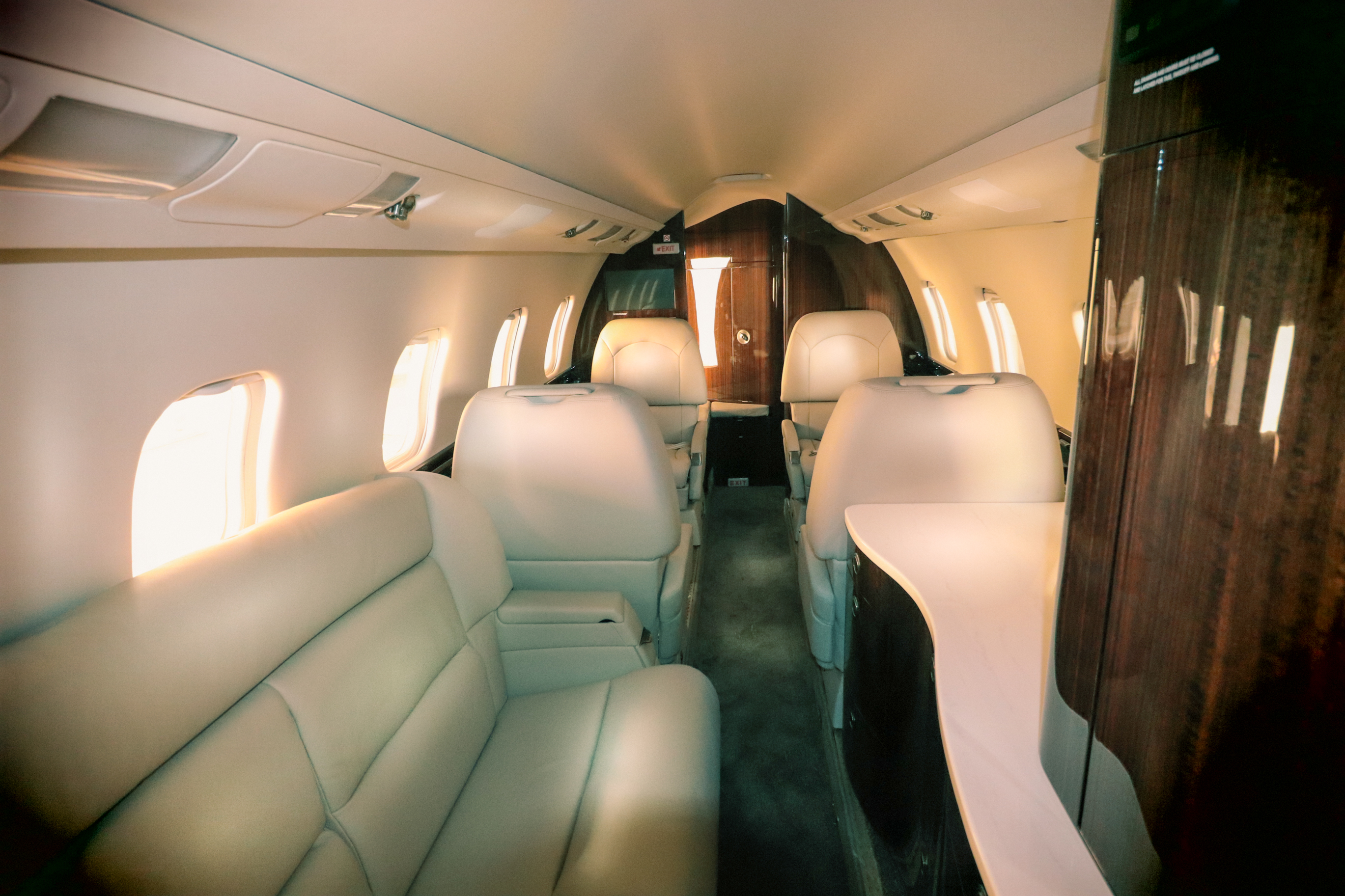 Learjet 60