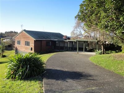 2 Waterford Way, Beachlands