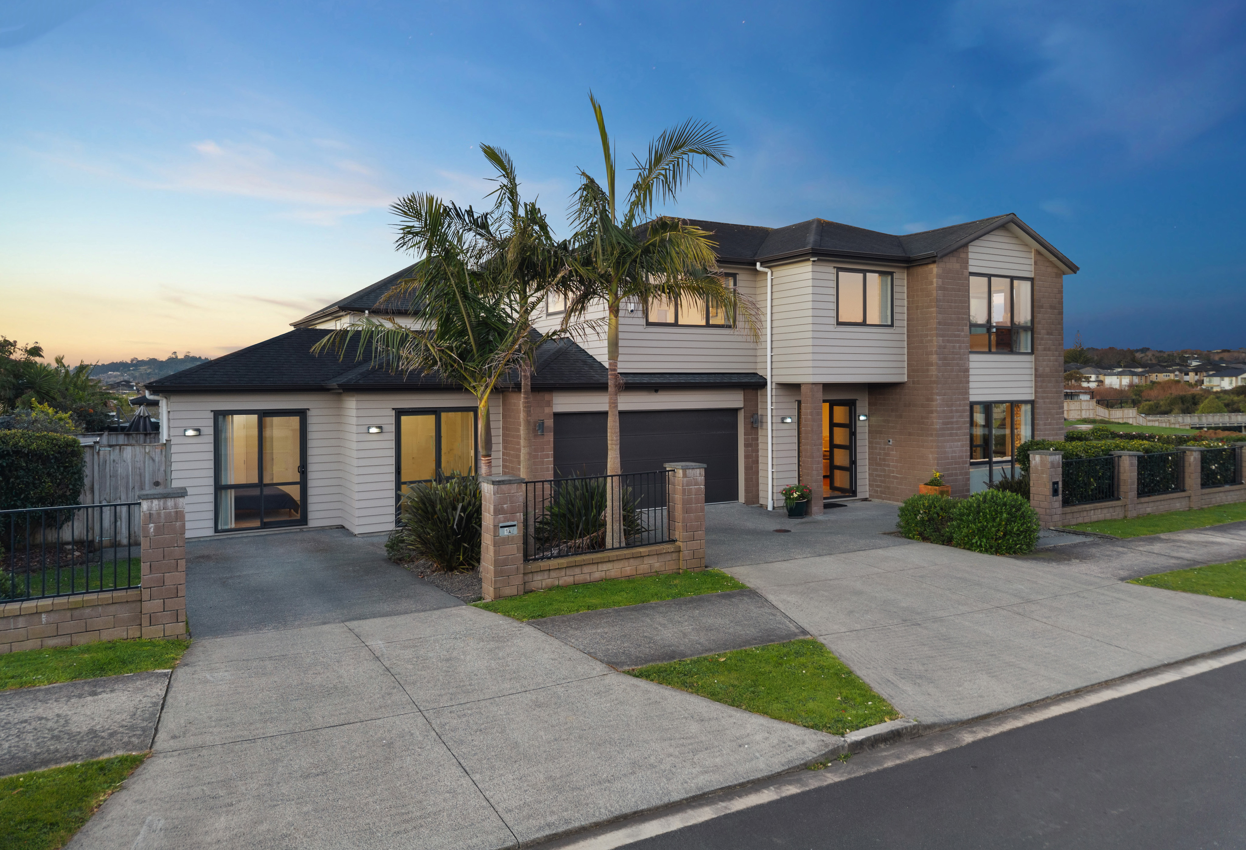 1 & 1A Ballyholey Drive, Flat Bush