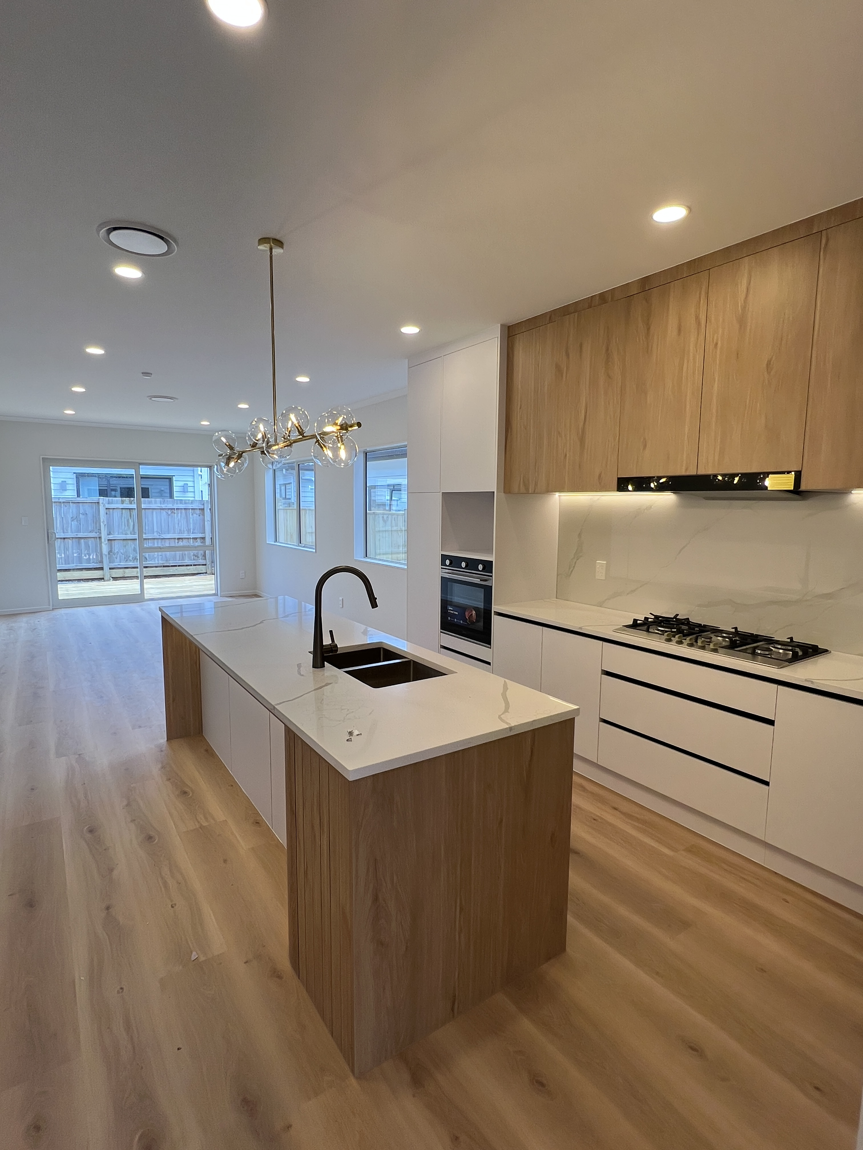 82 Castlebane  Drive, Flat Bush
