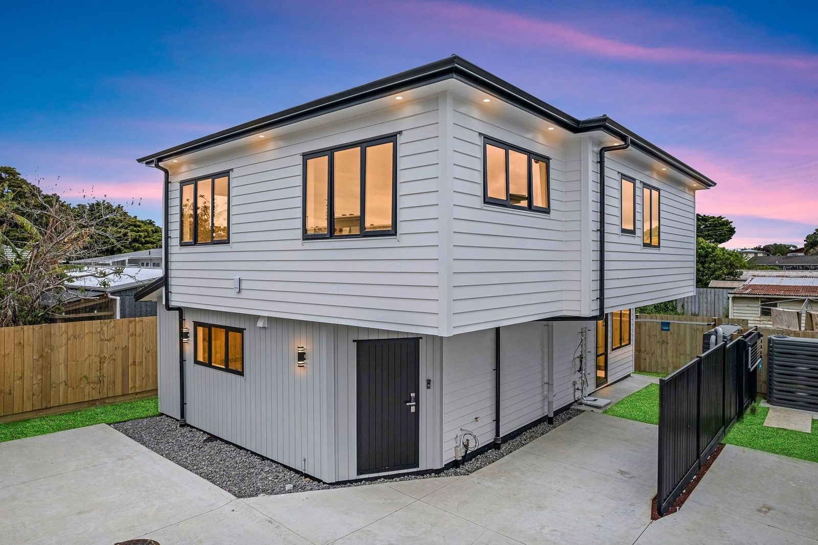 10C Kivell Close, Mangere East