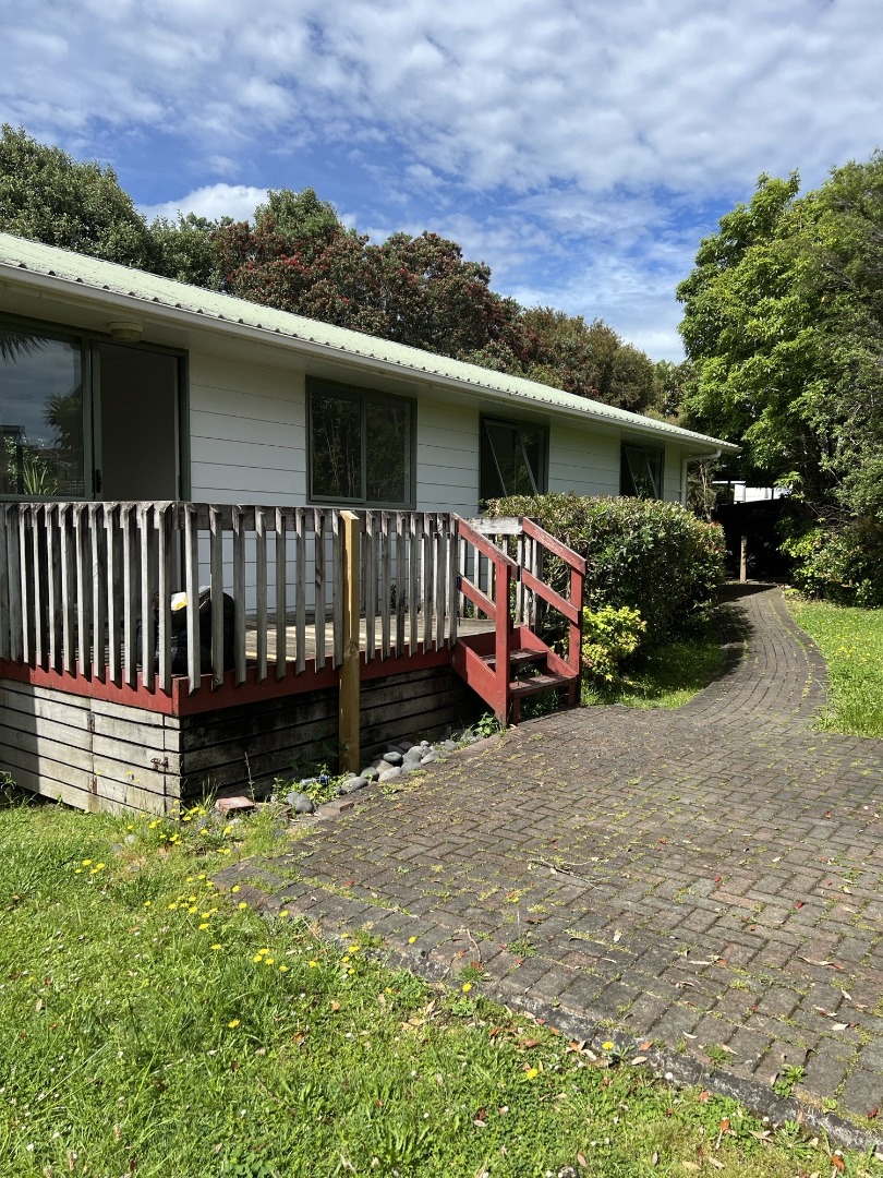 100A Second View Ave, Beachlands