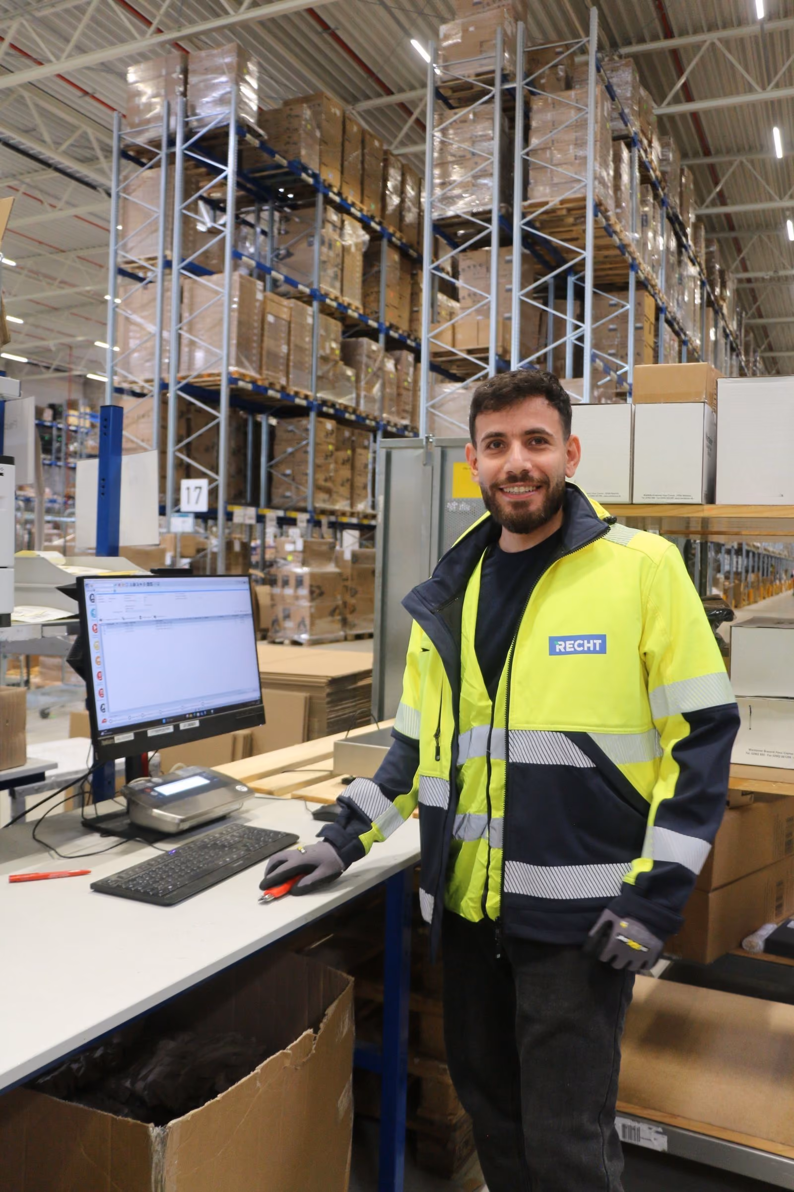 Aufgaben im Lager bei RECHT Kontraktlogistik