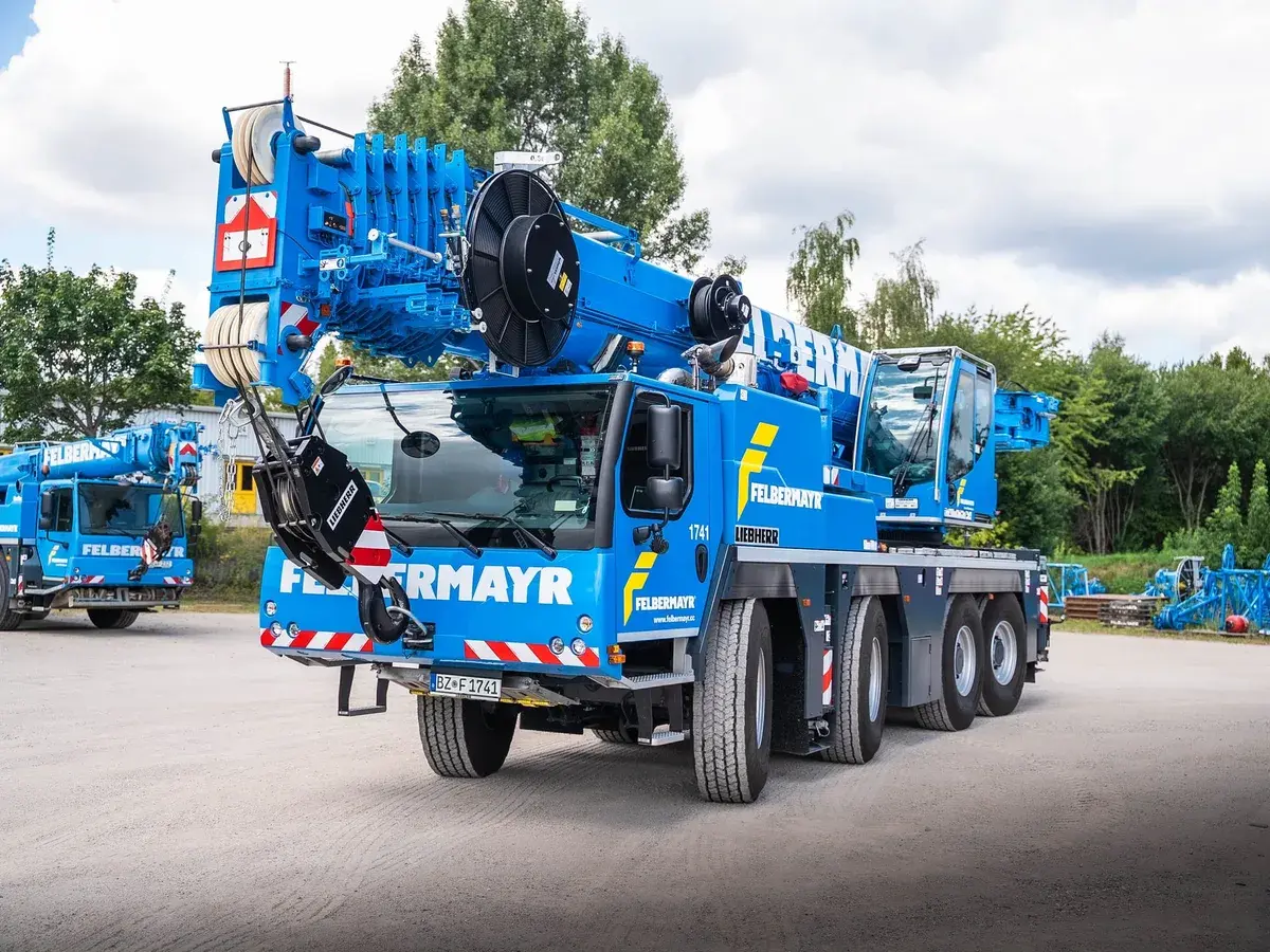 Felbermayr Mobilkran auf der Baustelle
